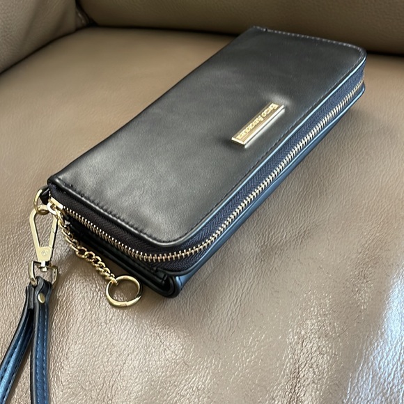 Enzo Angiolini Clutches and Wristlet - Picture 6 of 6